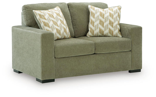 Bridgepoint Loveseat