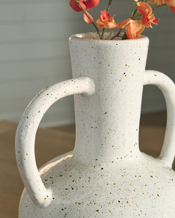 Ashley Express - Dallinworth Vase