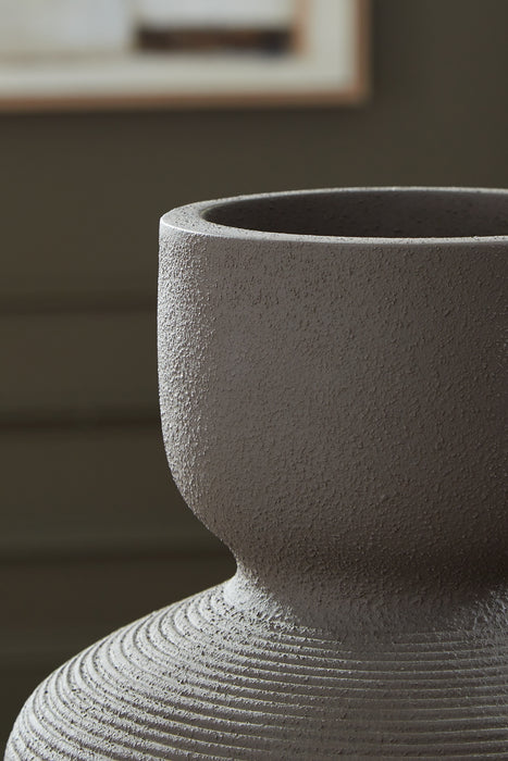 Ashley Express - Dalsen Vase