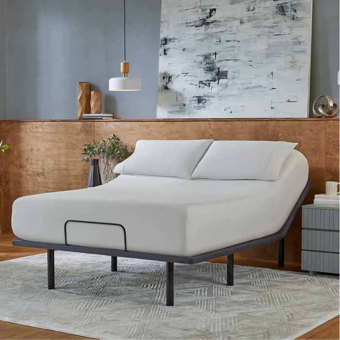 baselogic® Silver Adjustable Base