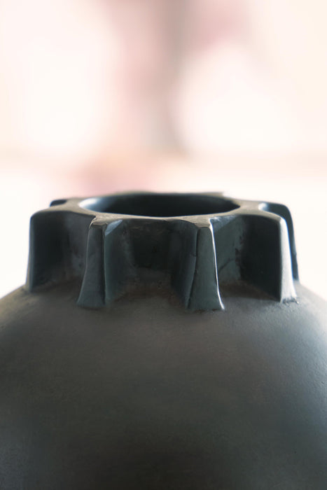 Ashley Express - Kaslett Vase