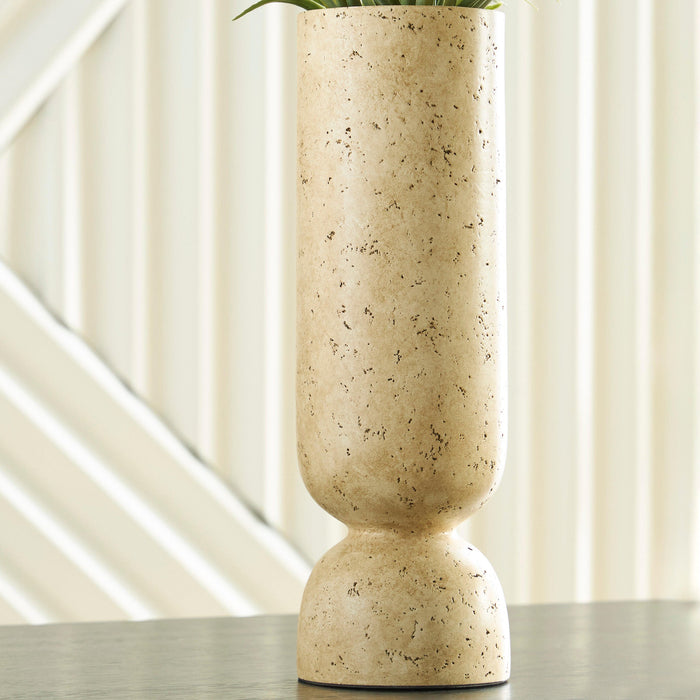 Ashley Express - Bryons Vase
