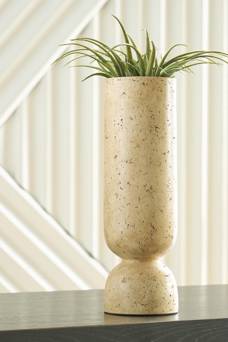 Ashley Express - Bryons Vase