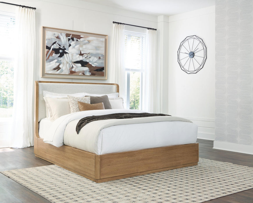 Pamaria Queen Upholstered Bed
