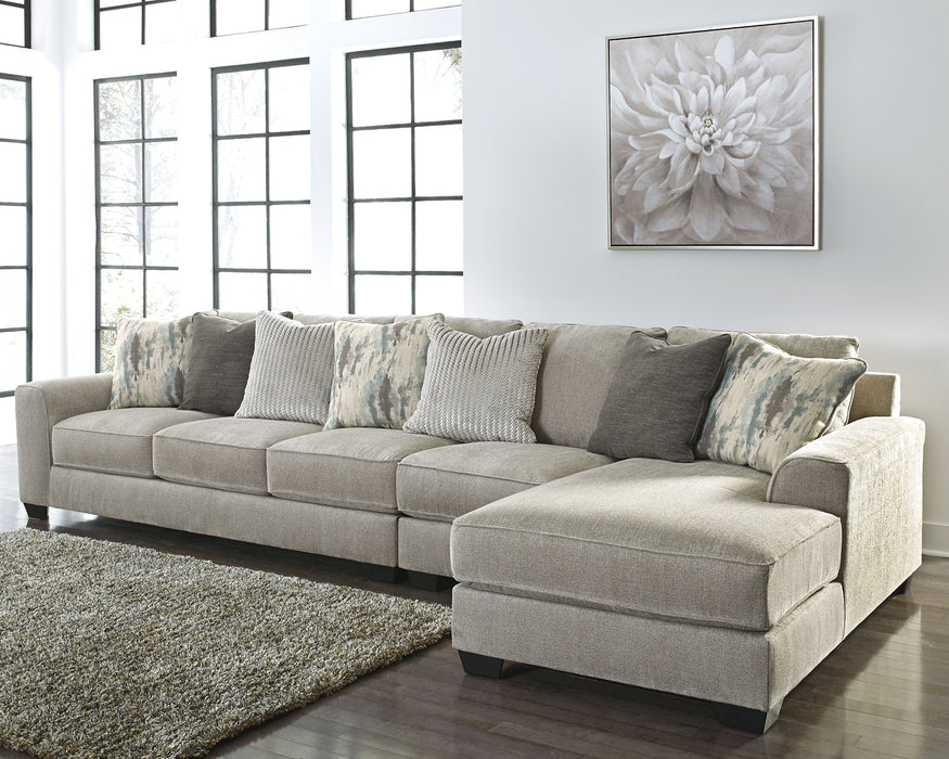 Ardsley 3-Piece Sectional with Chaise