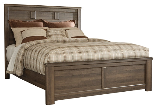 Juararo California King Panel Bed with Mirrored Dresser and Chest